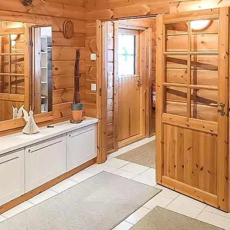 Metsae-vuosseli Rukalumous By Interhome