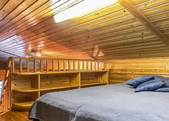 Metsae-vuosseli Rukalumous By Interhome روكا